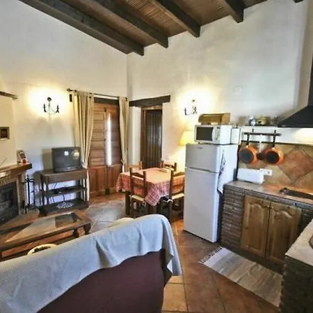 Hotel In 100798 4*