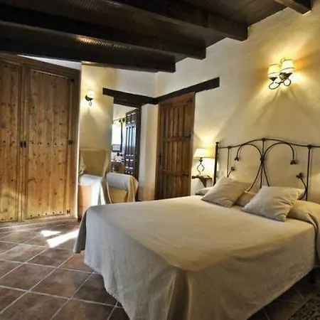 Hotel In 100798